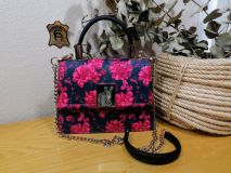 BOLSO BERTA SMALL FLOWERS NEGRO/ROSA CHOCOLAT D'OR