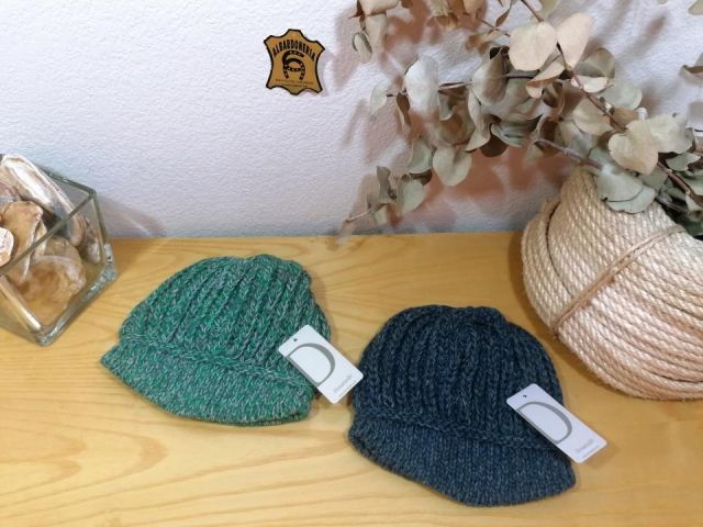 608 GORRO LANA VERDE/AZUL 80%AC20%LA