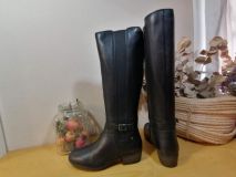 W1U-9528 BOTA DAROCA BLACK PIKOLINOS