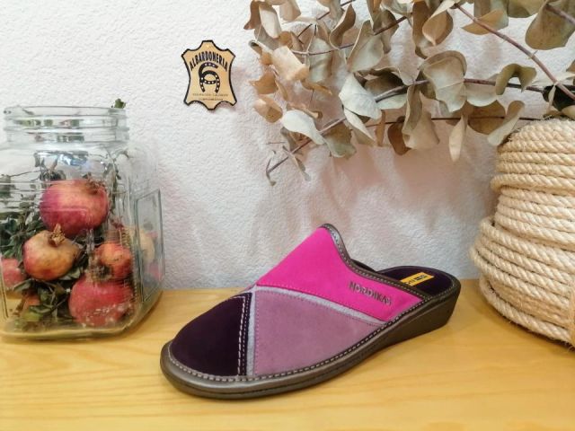 1362-O/8ZAPATILLA CASA AFELPADO MORADO/MALVA/FRESA