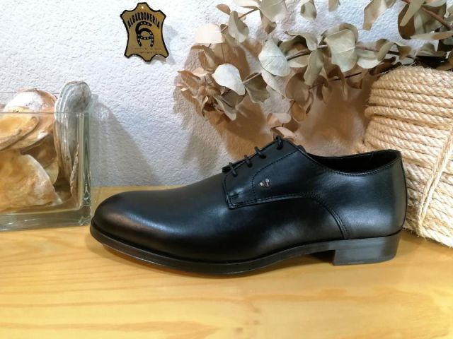 1492-2630PYM ZAPATO EMPIRE BLUCHER NEGRO MARTINELL