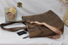 18607303-NON BOLSO SERRAJE TAUPE CARMELA