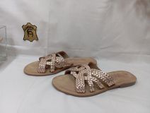 16164901 SANDALIA TIPO ZUECO PLANO PIEL ORO CARMEL