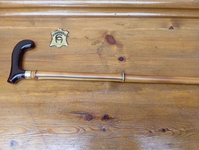 623 MULETILLA MOD.DERBY,PUÑO CONCHA,CAÑA BAMBU SEG