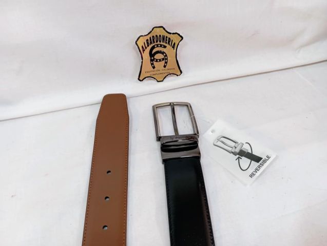 11658 CINTURON PIEL REVERSIBLE NEGRO-CUERO POSSUM