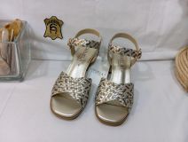 16219201-S8A3 SANDALIA PIEL ORO CARMELA