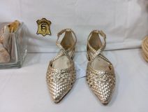 16231901-S8A3 SANDALIA PIEL ORO CARMELA