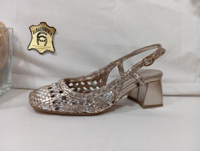 16232001-S8A3 ZAPATO PIEL PLOMO CARMELA