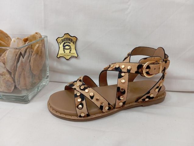 16239302-S6A2 SANDALIA PIEL LEOPARDO CARMELA