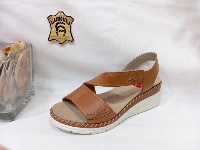 505282 SANDALIA LEZA F2137 HABANA DORE CUERO FLUCH