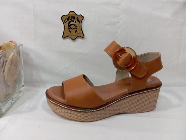 102784 SANDALIA NIDO D9450-TI TIBET CUERO FLUCHOS