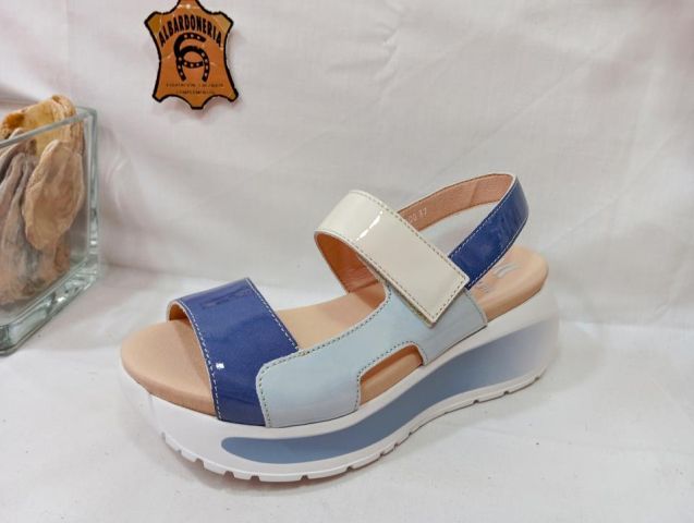 35200 SANDALIA BERTA JEANS/CIELO CALLAGHAN