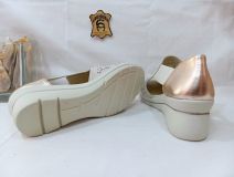 26453 SANDALIA RELAX CREMA/JAZMIN ORO  24 HRS