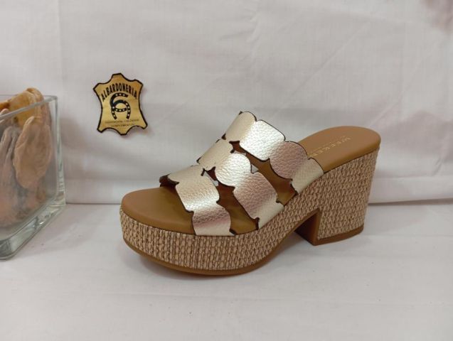 15836 SANDALIAS ZUECO NUCLEO PLATINO WEEKEND