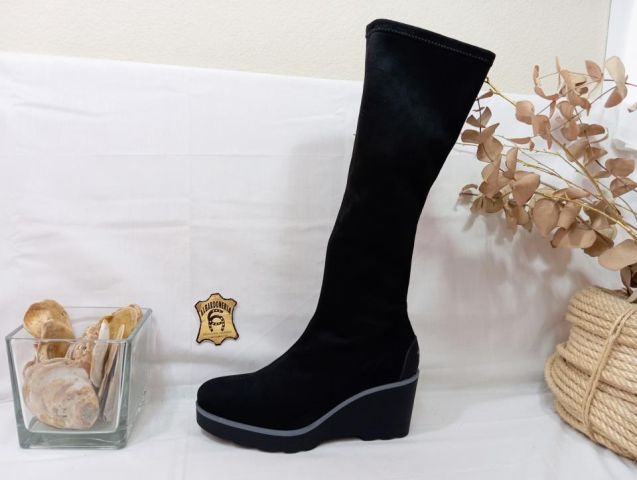 BOTA 27551 ANTE STRECH NEGRO WEEKEND