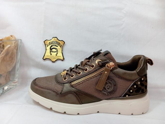 16251302-S8A3 ZAPATO DEPORTIVO PIEL TAUPE CARMELA