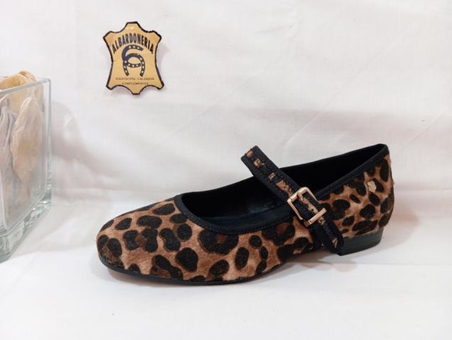 16256101-S6A1 ZAPATO MOCASÍN SRA. LEOPARDO CARMELA