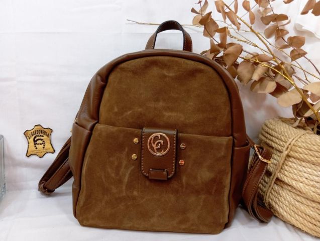 18616101-NON BOLSO MOCHILA SERRAJE CAMEL CARMELA
