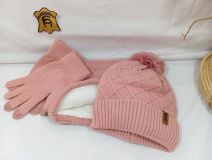 44000041 SET 3P GORRO-BRAGA-GUANTE ROMBO POMPO100%