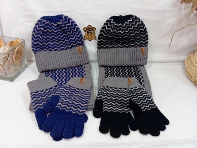 44000046 SET 3P GORRO-BRAGA-GUANTE ONDAS 100%A