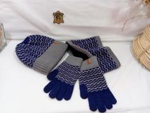 44000046 SET 3P GORRO-BRAGA-GUANTE ONDAS 100%A