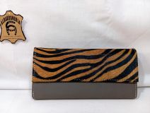 17-1008 CARTERA  PIEL POTRO 21X10.5 GALLARDO