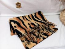 41000928 PASHMINA ANIMAL PRINT FLECOS