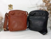 7205 BOLSO COLGAR PIEL NEGRO/MARRÓN/CUE J.L. PIEL