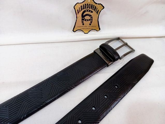 11635 CINTURON PIEL VAQUETA  NEGRO  POSSUM