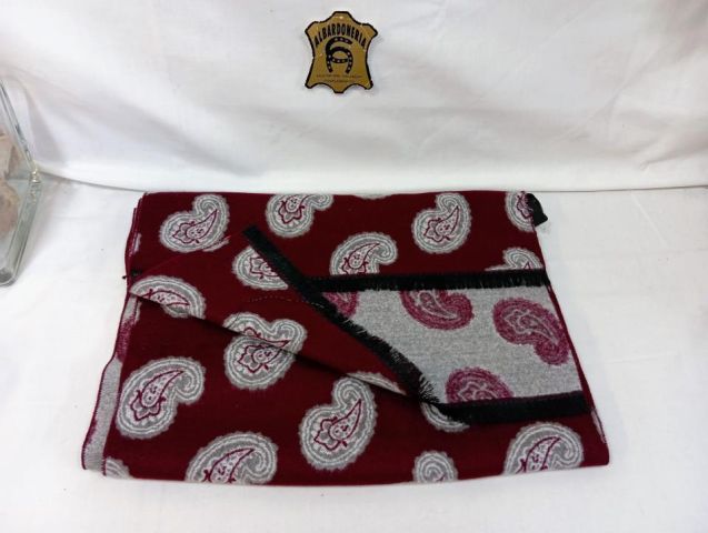 B-3738 C/2 BUFANDA BURDEOS BOCCOLA