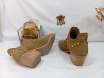 16314702-S8A3 BOTÍN SRA. SERRAJE CAMEL CARMELA