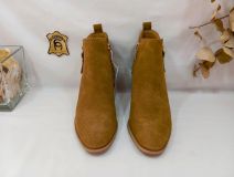 16315102-S8A3 BOTÍN SRA. SERRAJE CAMEL CARMELA