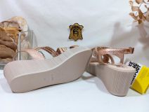 26783 SANDALIA CUÑA COMBI MET PETRI ORO 24 HRS