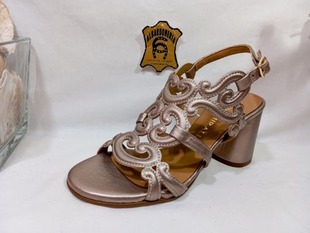 18250 SANDALIA NAPA METAL HUMO  P. MIRALLES