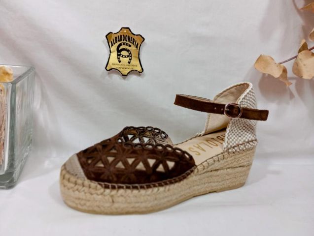 6616834 CUÑA VITELO CASTAÑO FABIOLAS