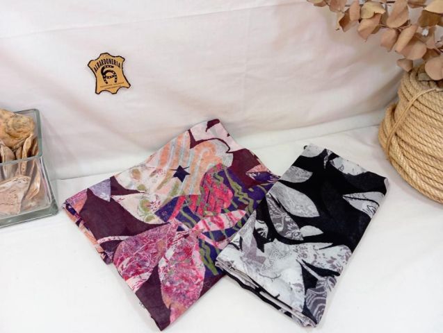 41001169 FULAR ESTAMPADO FLORES