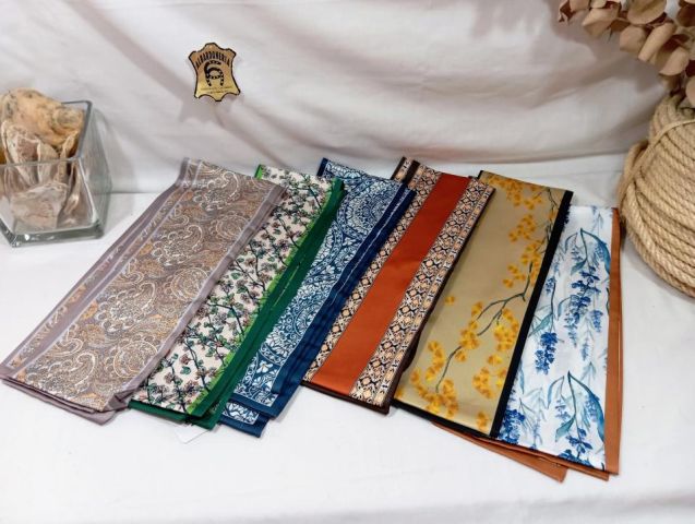 41001290 PAÑUELO ESTAMPADO 15X150CM