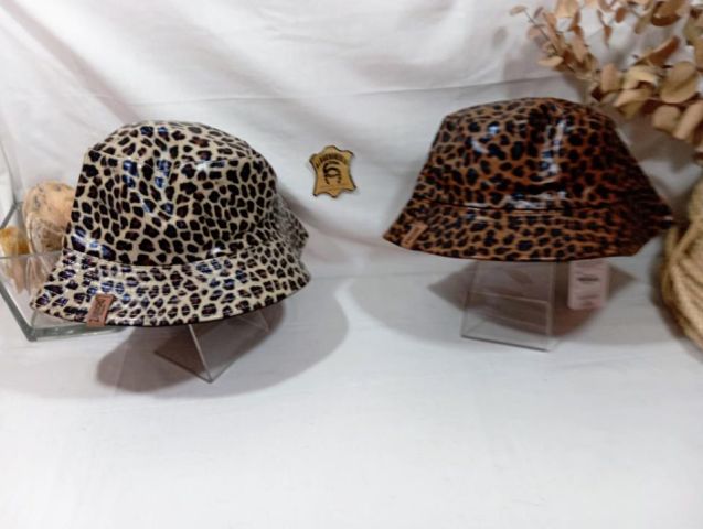 41000214 SOMBRERO ANIMAL PRINT TCHAROL100%P